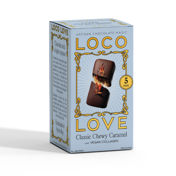 Blue box of Loco Love Classic Chewy Caramel with Vegan Collagen chocolate bars. 5 Pack. Vegan, gluten-free, sustainably sourced and no refined sugars. Each box contains 2 x chocolates.
Available LOVINLIFE Co Byron Bay.