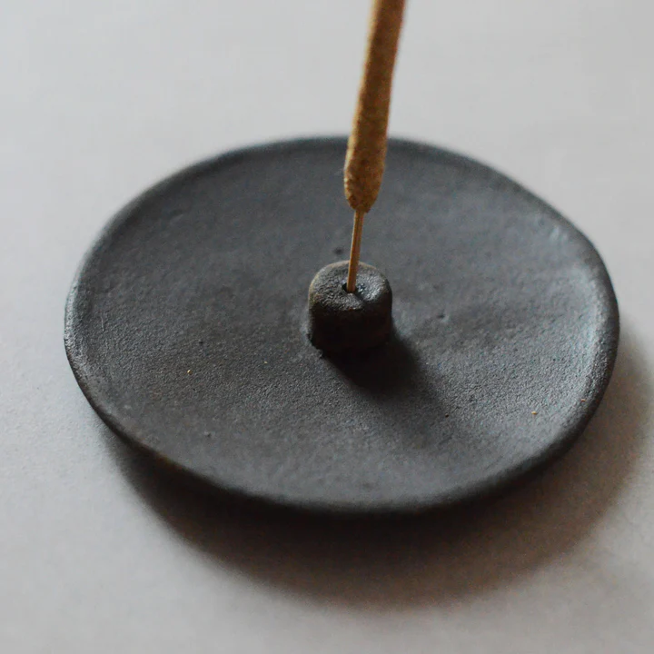Cedar and Myrrh Black Clay Incense Holder - pictured with Palo Santo Incense stick - Stocked at LOVINLIFE Co Byron Bay for all your gifts, candles and interior decorating needs
